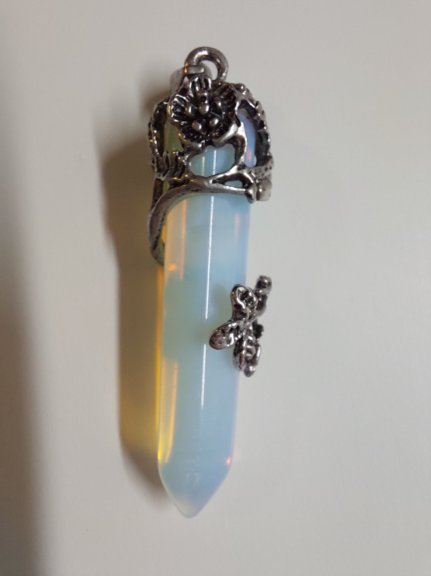 Pendel mit Ranke weiss (Opalith)