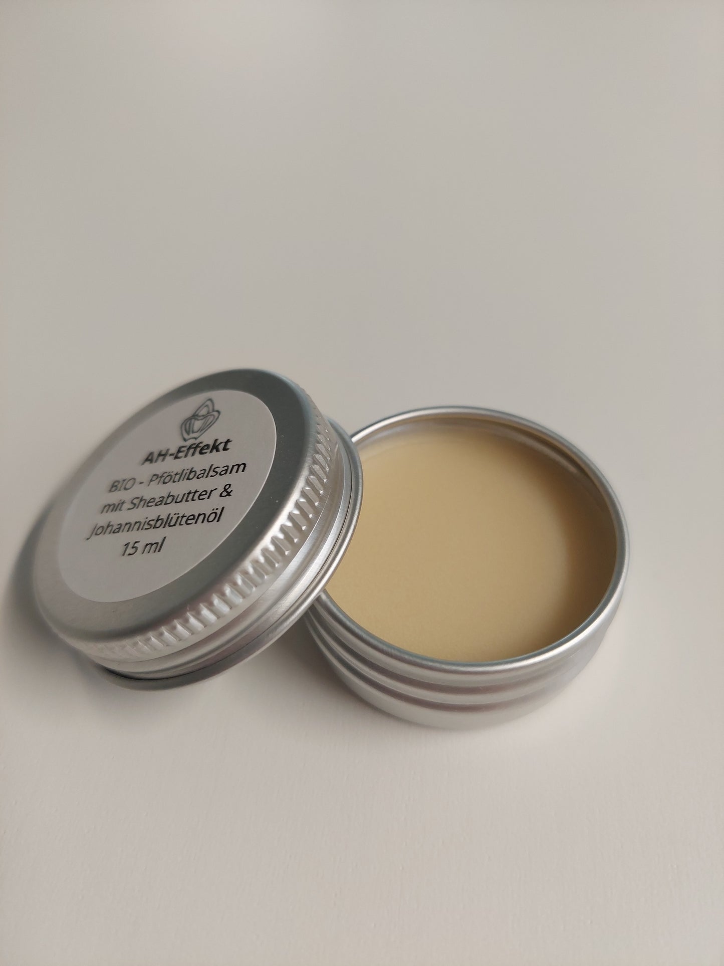 BIO-Pfötlibalsam mit Sheabutter & Johannisblütenöl 15ml