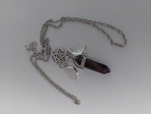 Kette mit violettem Pendel (Amethyst), Pentagramm und Halbmonden